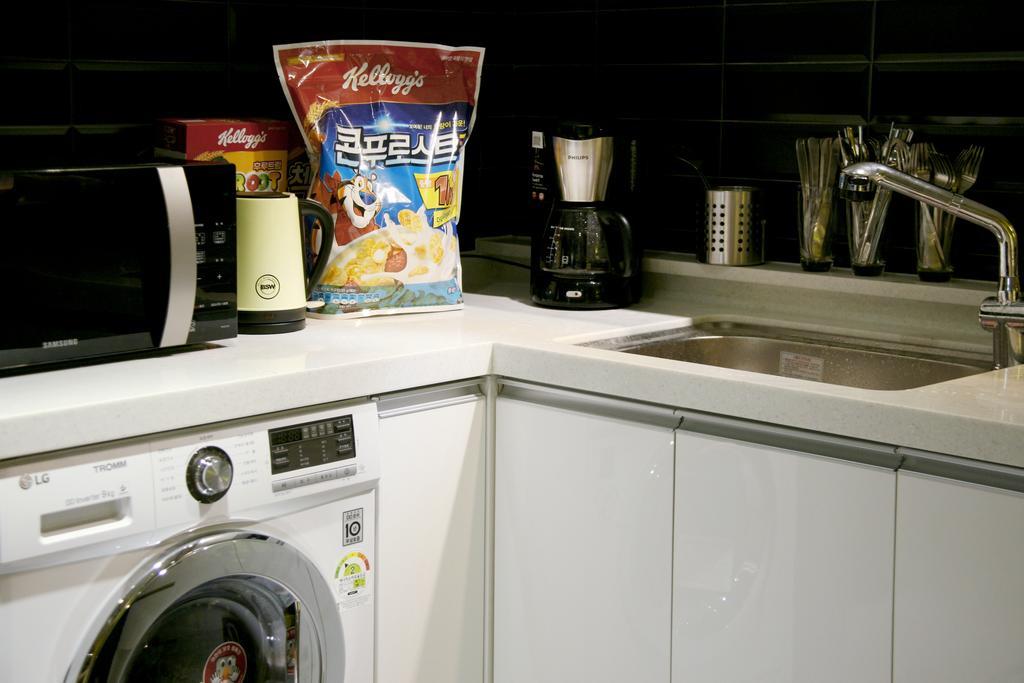 Seoul Dalbit Dongdaemun Guesthouse Bagian luar foto
