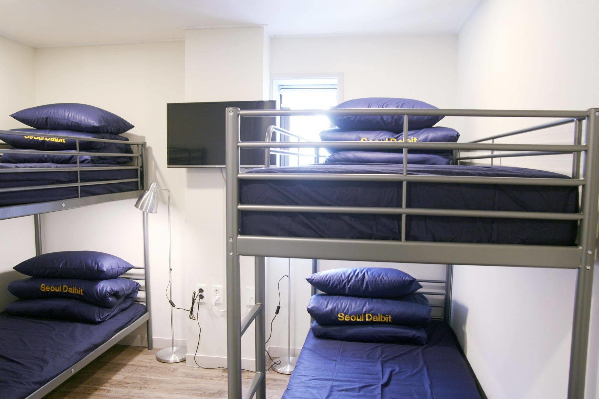 Seoul Dalbit Dongdaemun Guesthouse Bagian luar foto